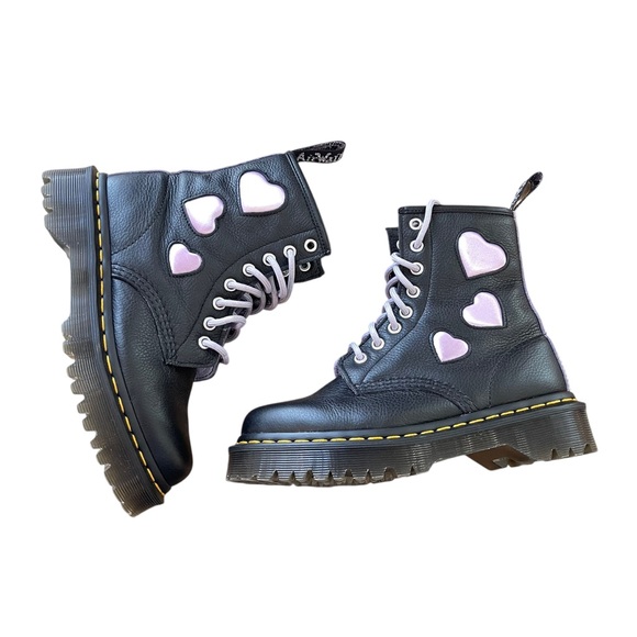💖 Dr. Martens 1460 Heart Virginia Satin Lux Lace Up Boots Women’s 5 - Picture 3 of 7
